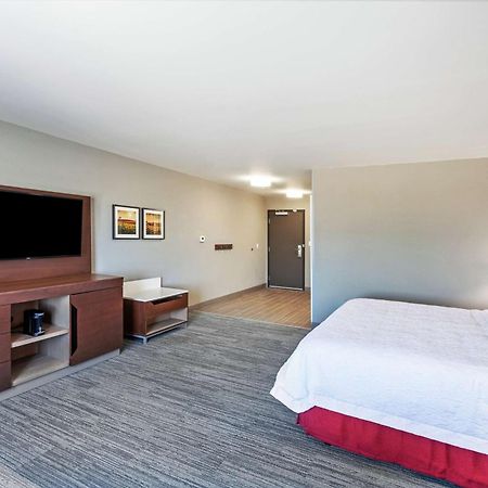 Hampton Inn Gardner Extérieur photo