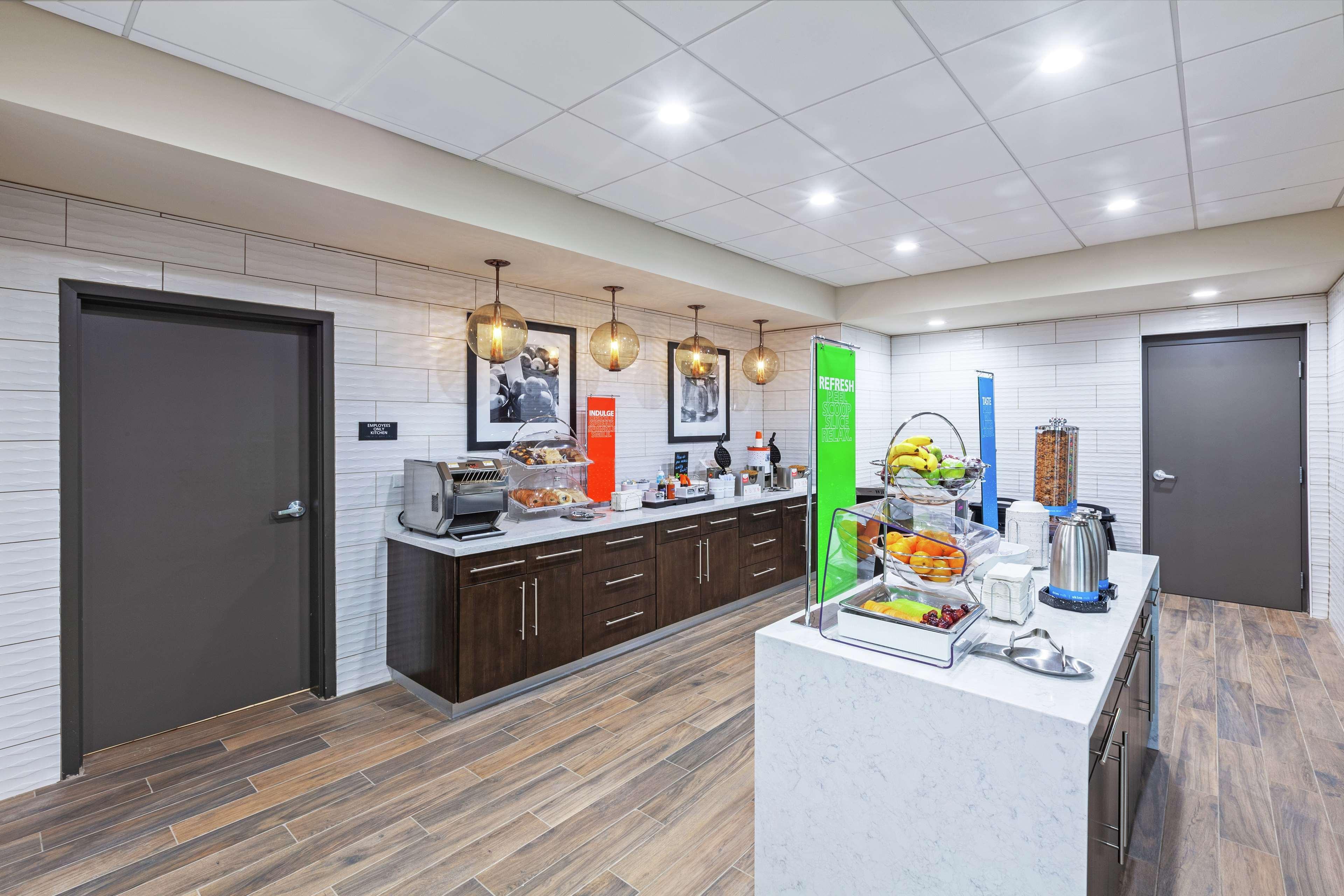 Hampton Inn Gardner Extérieur photo