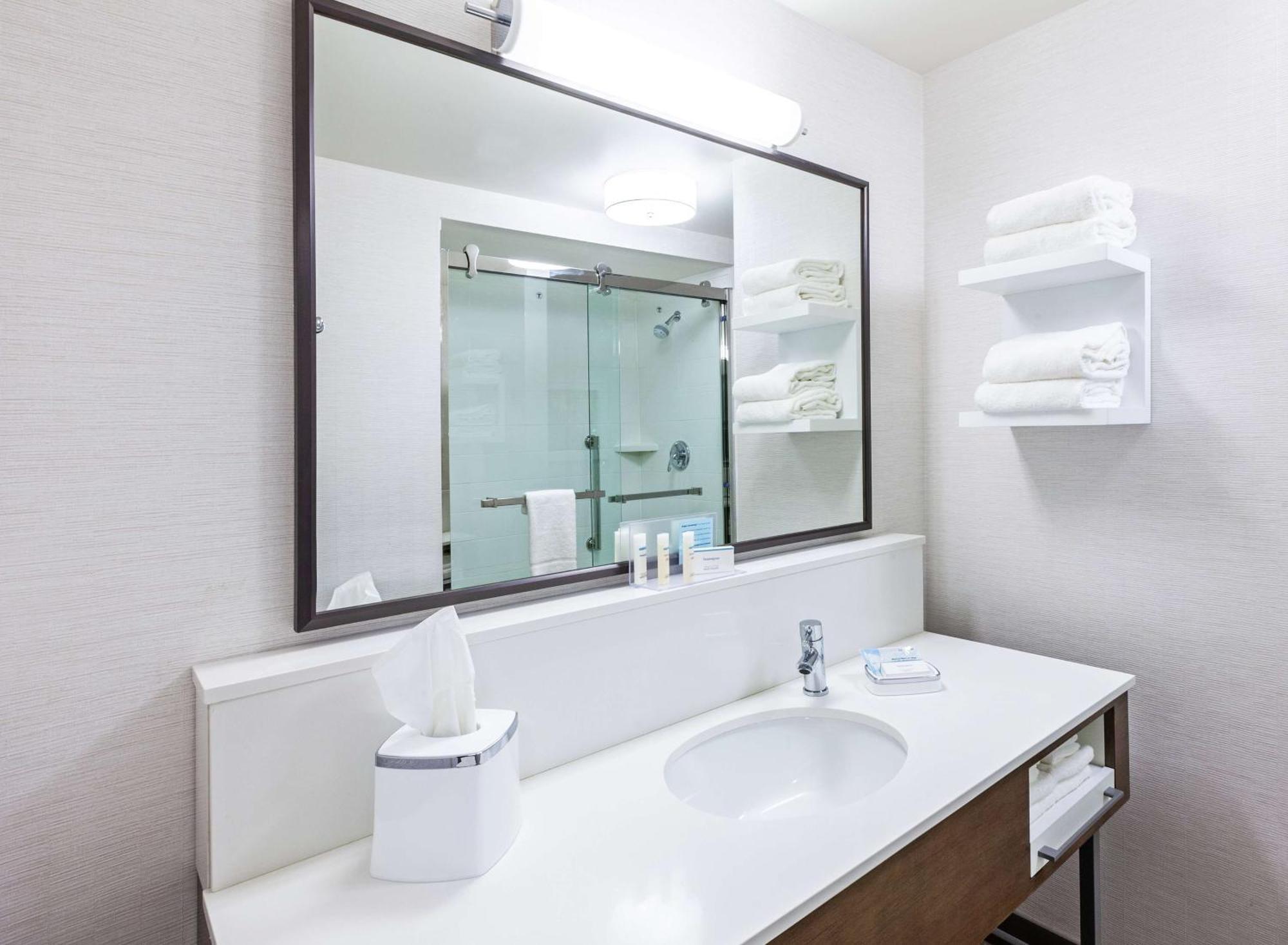 Hampton Inn Gardner Extérieur photo